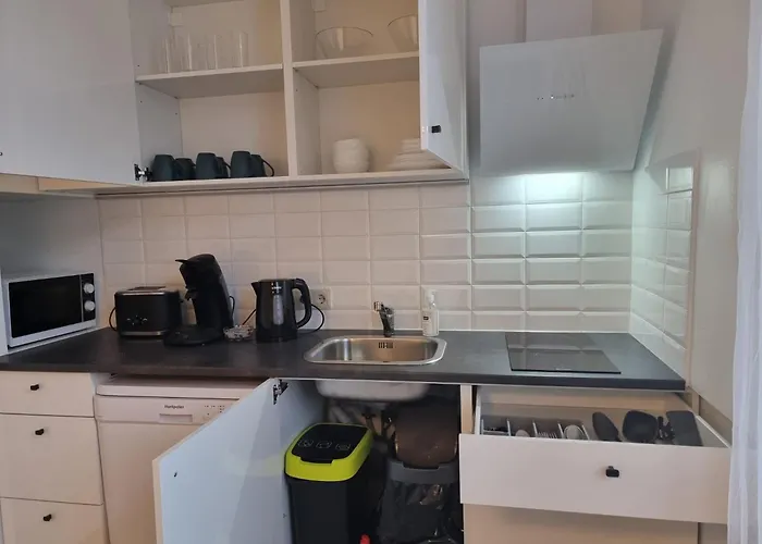 City Inn River View 2 Bedroom Apartment With Parking
